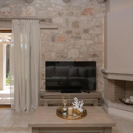 Archontiko Koutsis - Luxury Collection Villa *